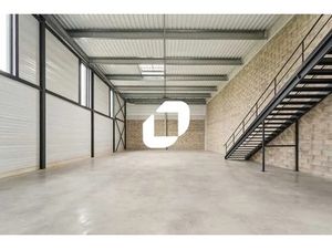 Location Entrepôt Eragny 95610