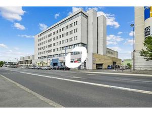 A LOUER  BUREAUX AU PIED DE LA N7 ET DU RER