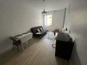 Location Appartement T1 Meublé à Rennes Centre Ville (35000) : à louer T1 Meublé / 23m² Re