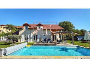 La Murette  Maison architecte 7P 173 m²