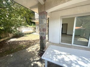 Location appartement 2 pièces 40m2 Amélie-les-Bains-Palalda 66110 - 550 € - Surface Privée