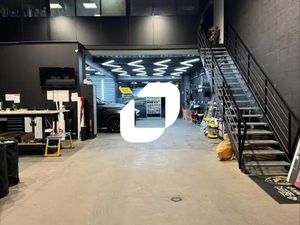 A LOUER  LOCAL RECENT AVEC VISIBILITE COMMERCIALE