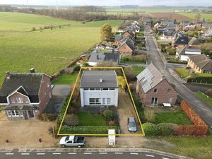 Maison à vendre avec garage et terrasse   Ciney (VBD60649)