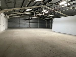 Local d’activité / Entrepôt 477 m² + Bureaux 92 m² – Leforest (62790)