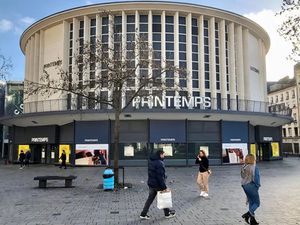 A louer - Local commercial de 165 m2 - Centre commercial René Coty Le Havre