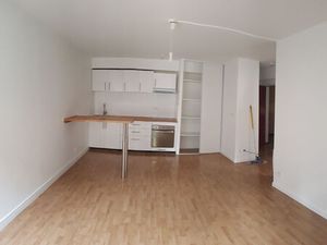 Location appartement 3 pièces 54 m² à Clermont-Ferrand (63000)