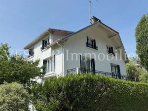 Vente maison 8 pièces 195 m² à Chaville (92370)  1 295 000 €