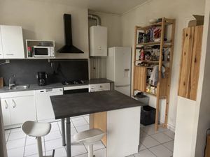 Vente appartement 2 pièces 46 m² à Saint-Etienne (42000)  68 000 €