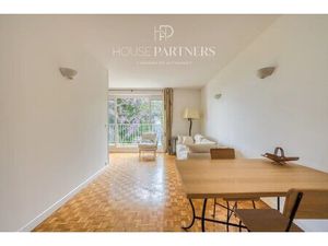 APPARTEMENT CENTRE-VILLE PROCHE RER A