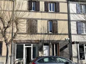 Vente appartement 8 pièces 180 m² à Maringues (63350)  119 000 €