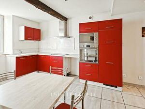 Maison de village rénovée  lumineuse  4 chambres