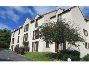 Location appartement  54.13 m² T-3 à Crécy-la-Chapelle  900 €