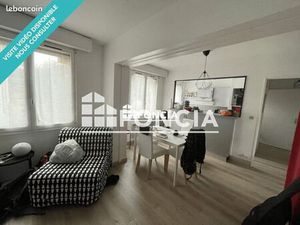 Studio 1 pièce 32 m²