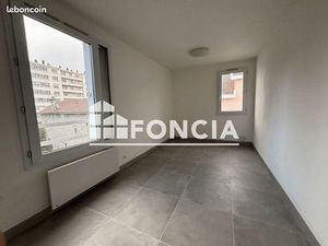 Studio 1 pièce 18 m²