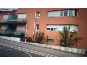 Studio 1 pièce 27 m²