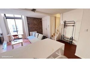 Metro esquirol T2 DE CARACTERE