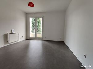 Studio + parking - quartier Saint-Michel