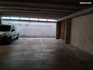 2 emplacements de stationnement mitoyens