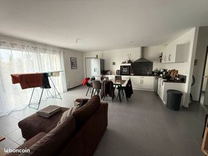 Maison 4 pièces - quartier calme - Bords