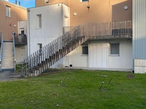 PAREMPUYRE : T2 avec Jardin et Pkg