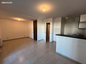 Studio 1 pièce 30 m²