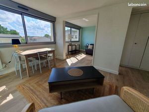 Loue appartement meublé T1bis 39m² entièrement refait à neuf Bordeaux