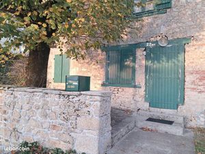 Maison 80m2 Boisseuil 750 euros