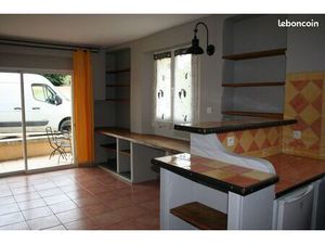Loue studio/appartement en campagne rez-de-chaussée terrasse