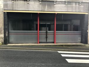 Local professionnel à louer à BUZANCAIS 36500 + 2 bureaux