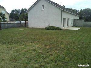 Jolie maison mitoyenne à louer