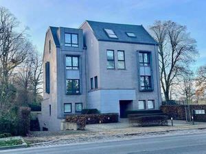 Magnifique appartement / penthouse 3 chambres avec terrasse