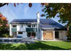 Villa moderniste intemporelle à Sept Fontaines