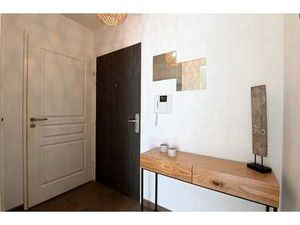 À louer T2 meublé centrr Namur