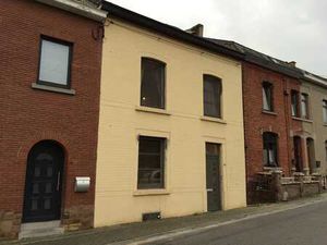 Maison  idéalement située  2 chambres avec terrasse  jardin