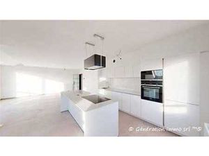 Splendide duplex penthouse de 200 m2 3-4 chambres