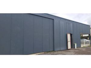 Local d'activités à vendre