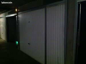 Garage/box 15 m² Villeurbanne