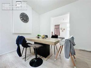 Duplex rénové avec studio séparé proche de tout !