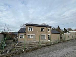 Belle maison d'habitation à parachever