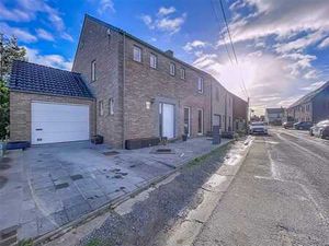 JOLIE MAISON 3 FACADES