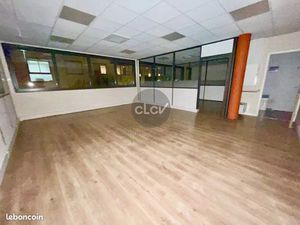 Bureaux 97 m² Champagne-au-Mont-d'Or