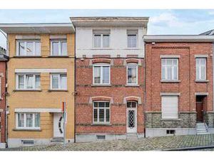 Maison unifamiliale dans le quartier des Hougnes