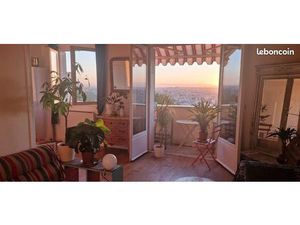 Dernier Étage – T4 Lumineux avec Vue Imprenable