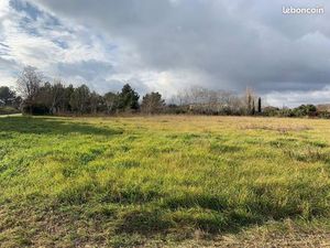 Terrain 1 120 m² Trets