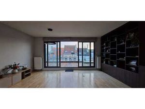 Lumineux duplex penthouse avec 4 terrasses