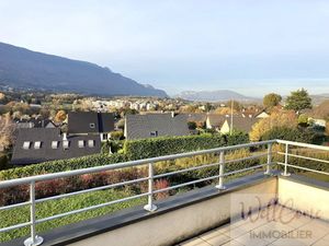 Location appartement 5 pièces 98 m² à La Motte-Servolex (73290)  1 660 €