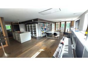 Location locaux professionnels 5 pièces 195 m² à Thônes (74230)  2 738 €