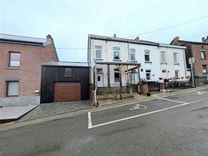 Maison 3 chambres avec terrasse à rénover