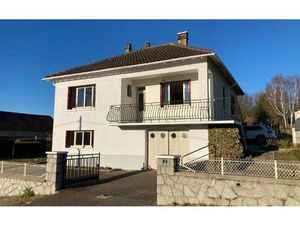 Location maison  m² T-3 à Saint-Germain-les-Belles  720 €