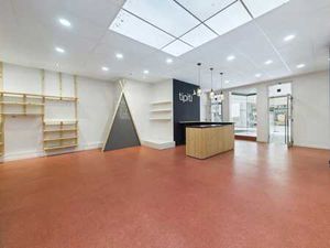 Commerce à louer en plein centre ville